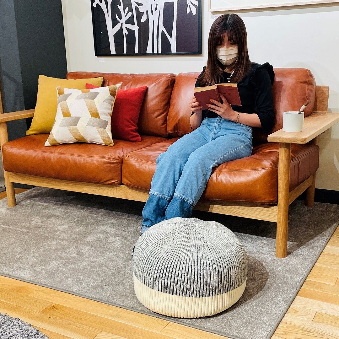 アタッシェドゥイデー新宿店】ディモンシュソファに新レザー色・サイズ